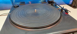 Tocadiscos FISHER MT-M82