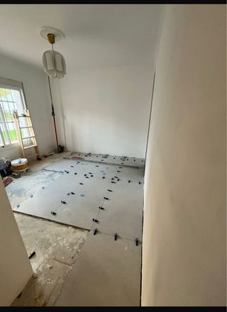 Alicatar y colocar suelos