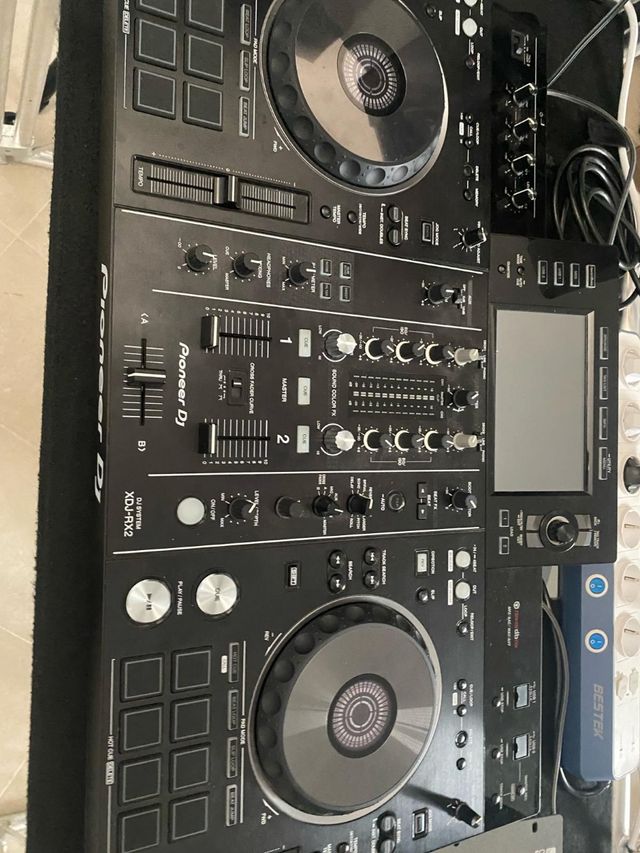 Equipo profesional musical