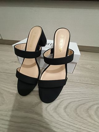 Sandalia con Tacón Ancho Medio 39 NUEVOS