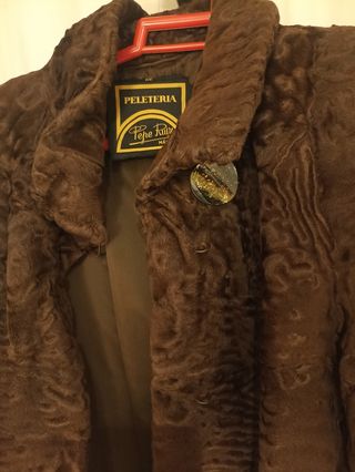 Chaqueta de astracán marrón