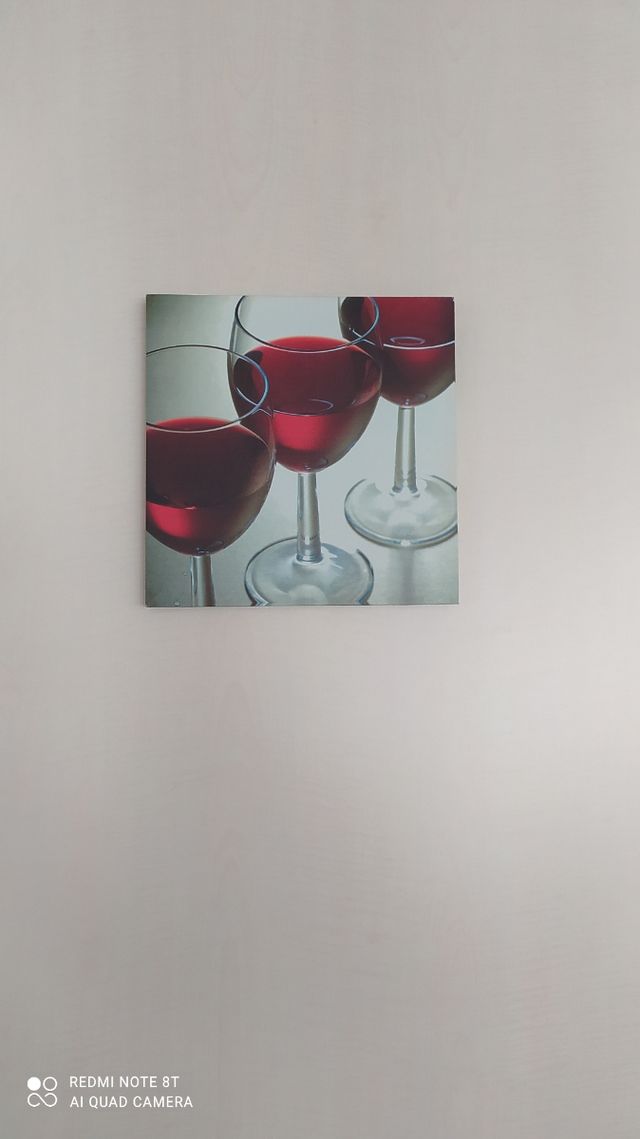 QUADRI CON IL MOTIVO DI BICCHIERI DA VINO