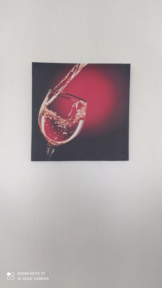 QUADRI CON IL MOTIVO DI BICCHIERI DA VINO