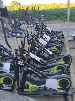 MÁQUINAS DE GIMNASIO