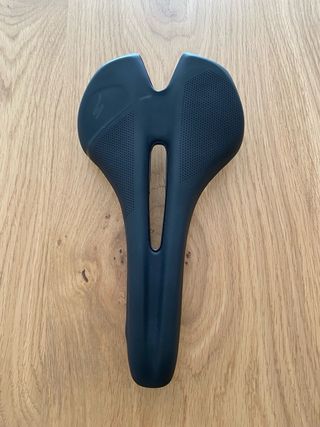 Sillin de bicicleta de carretera Specialized Toupe