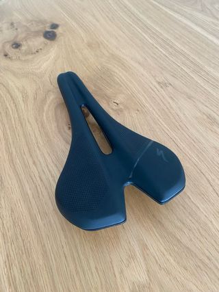 Sillin de bicicleta de carretera Specialized Toupe