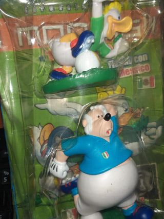 Modelli calciatori disney Gastone,Basettoni italia