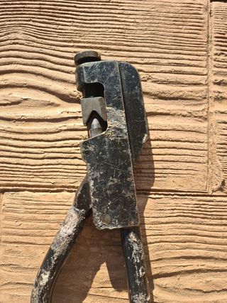 Prensa alicate de terminales Cembre tn 120