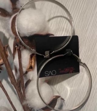 Orecchìni OVS  idea regalo nuovi