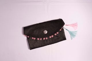 Cartera de mano negra