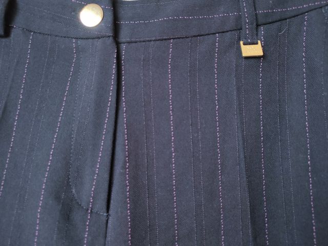 Pantalón de pinzas con rayas rosas (T38)