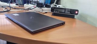 HP ENVY X360 AMD RYZEN 7 8 RAM 256 SSD