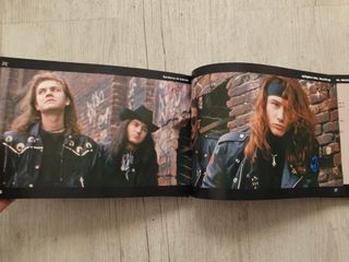 HEROES DEL SILENCIO-SENDEROS DE TRAICIÓN-CD-LIBRO