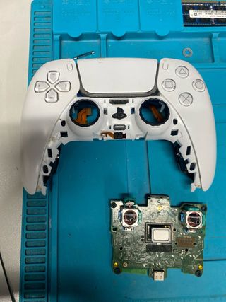 Reparación mando PS5, PS4