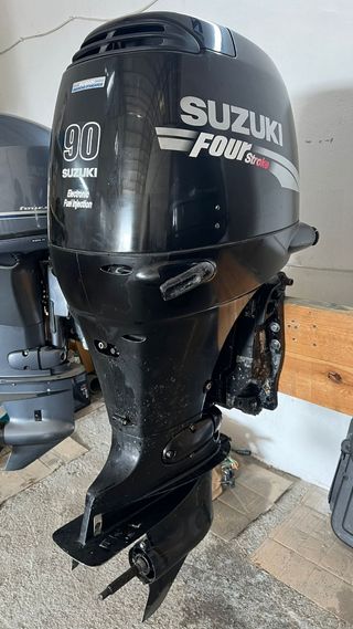 Fueraborda SUZUKI DF90 