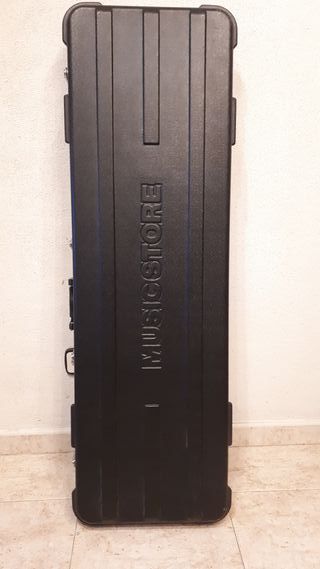 Bajo  G&L M-2500 by Fender