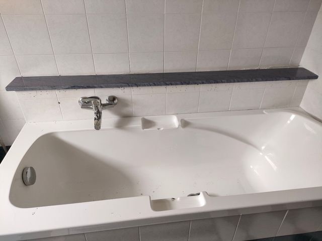 Mensola in marmo blu/azzurro.