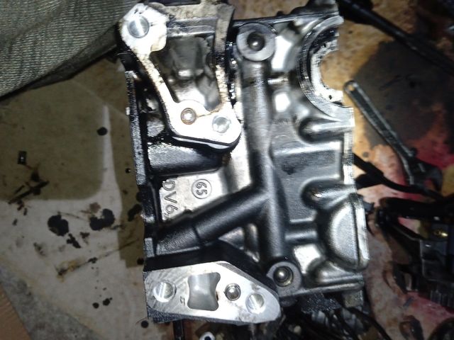 Culata de un motor 1.6 de 110 caballos