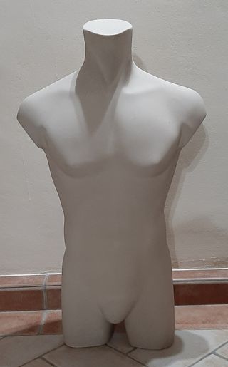 Espositore vestiti maschili 