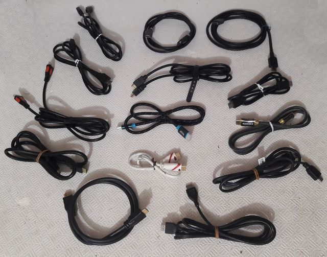 Stock 172 CAVI Audio Video Adapter Cable HDMI RCA