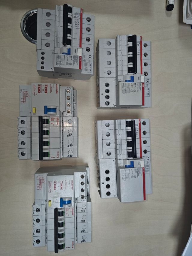 Interruttori 4P 400V ABB-BTICINO