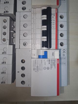 Interruttori 4P 400V ABB-BTICINO