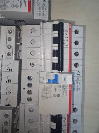 Interruttori 4P 400V ABB-BTICINO