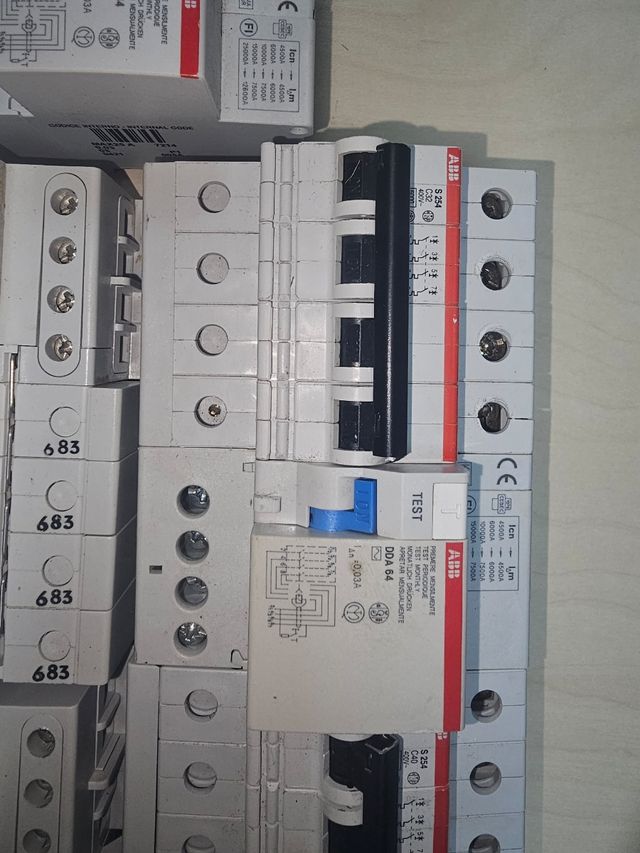Interruttori 4P 400V ABB-BTICINO