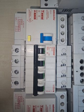 Interruttori 4P 400V ABB-BTICINO