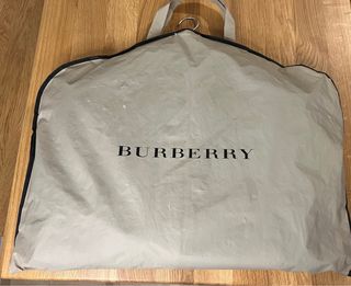 traje caballero Burberry