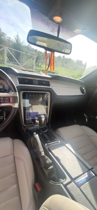 Ford Mustang 2011