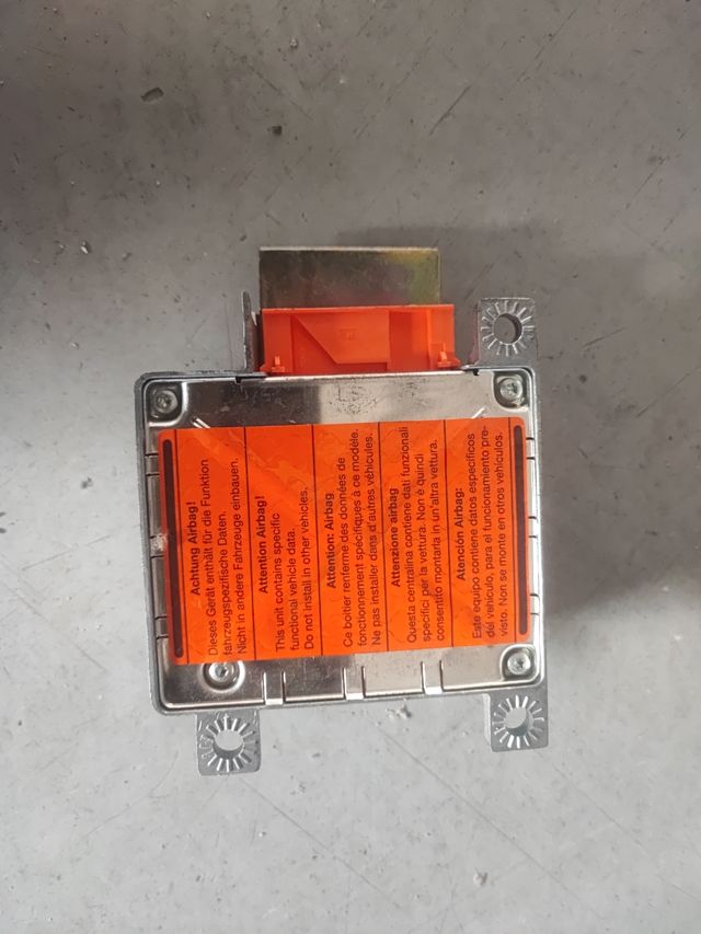 Centralita airbag BMW E36