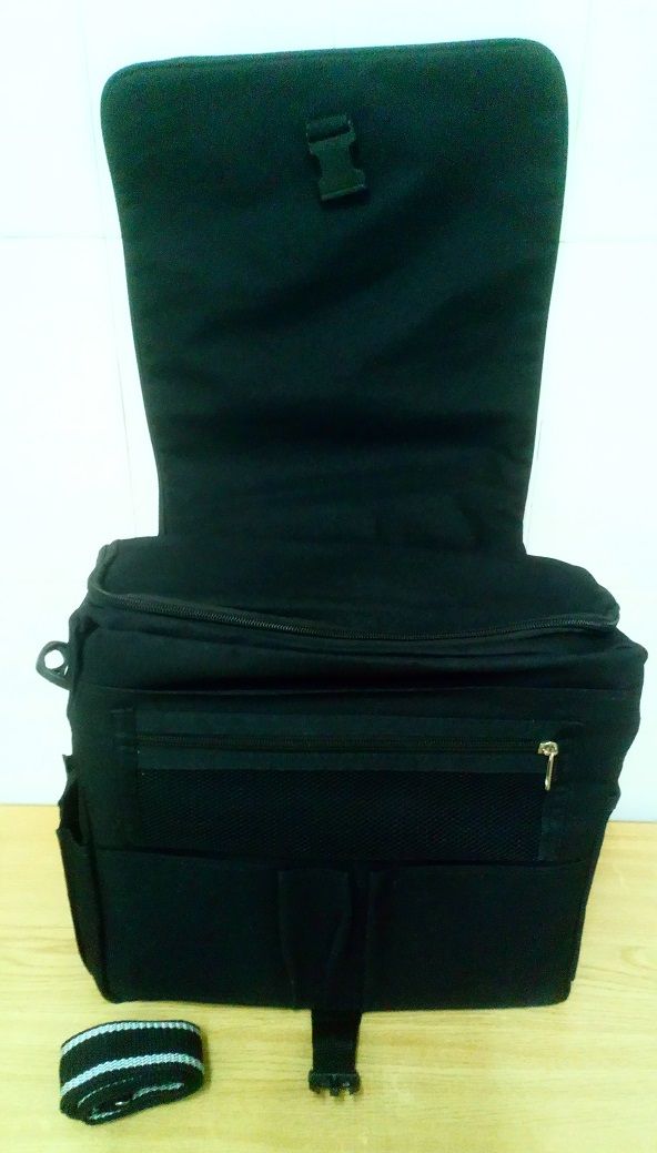 ATACHE  (LONA NEGRA)  MALETIN O BANDOLERA