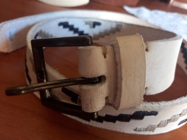 Cintura in cuoio argentino lavorata a ma