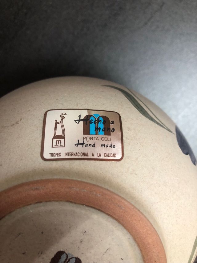 Jarrones pintados a mano