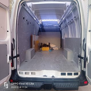 Se hacen mudanzas y traslado de muebles