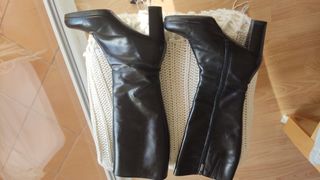Botas altas piel negras