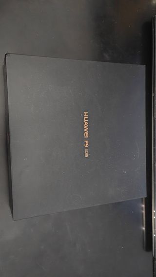 Caja Huawei P9 Lite con manuales