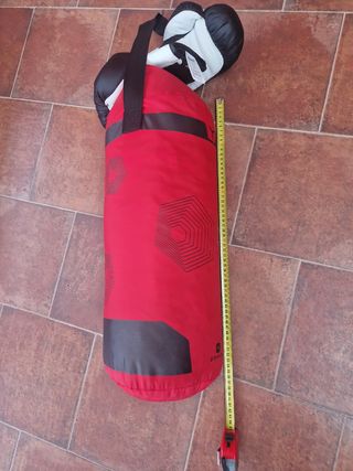 Saco boxeo infantil y guantes