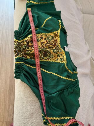 Bailarina arabe adulto