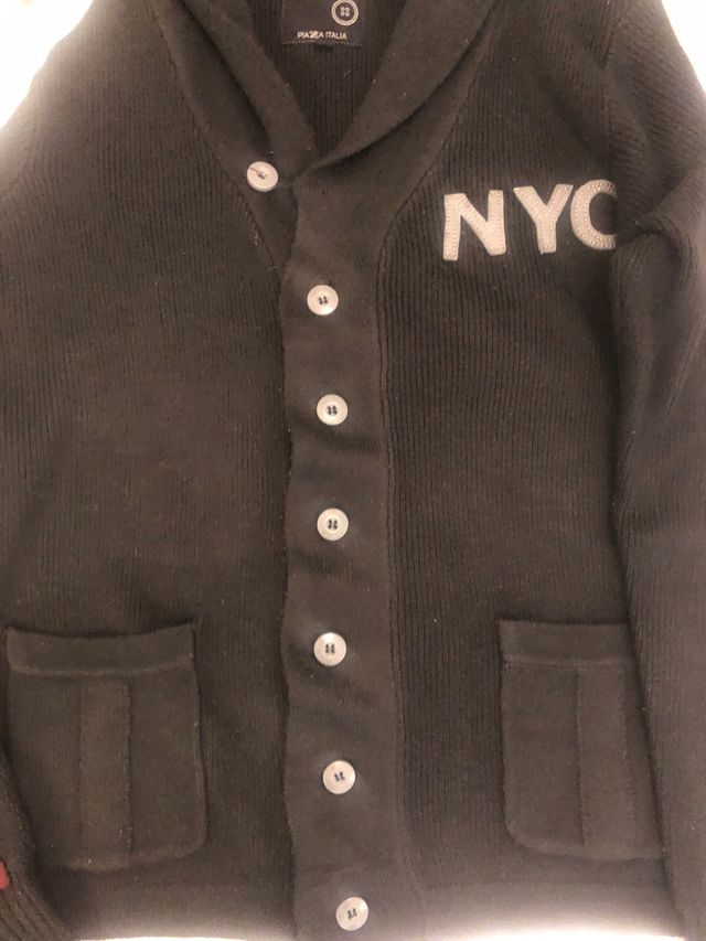 set cardigan e camicia con papillon