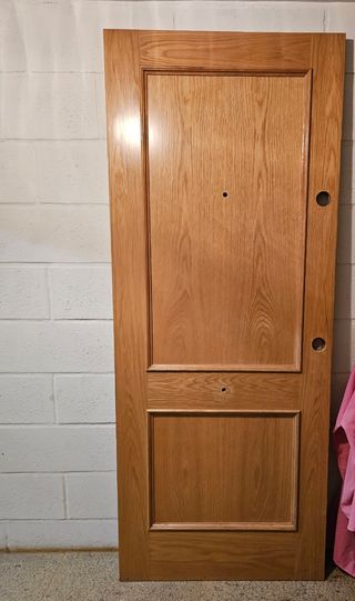 Puerta de roble, Solo puerta, con todo su herraje