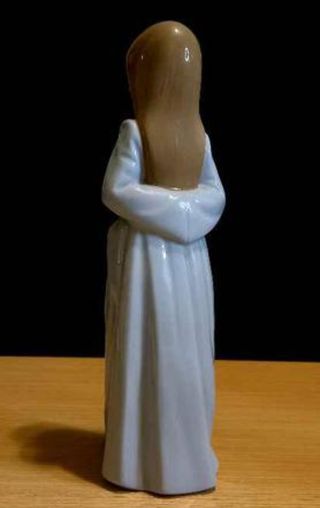 3 FIGURAS de PORCELANA FINA