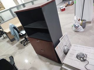 Lote de muebles para oficina