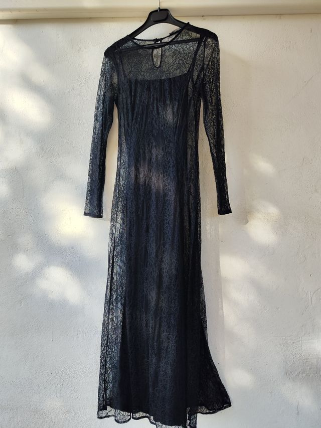 Vestido lencero y encaje zara