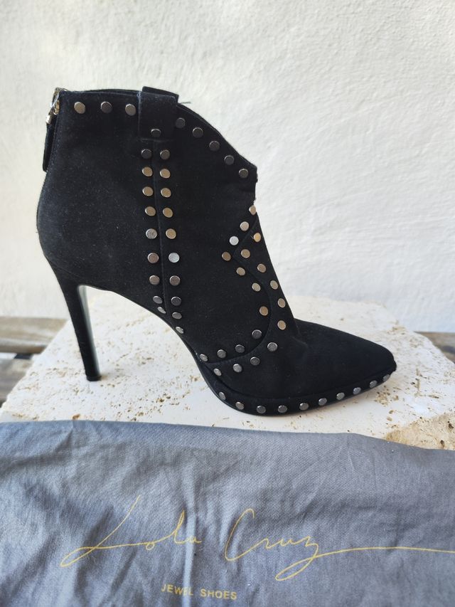Botines Lola Cruz