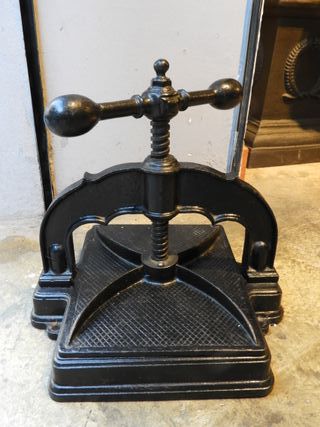 PRENSA DE IMPRENTA DE HIERRO FUNCIONA CORRECTAMENT