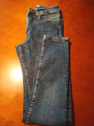 PANTALÓN