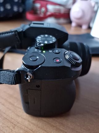 CAMARA PANASONIC G7 CON OBJETIVO