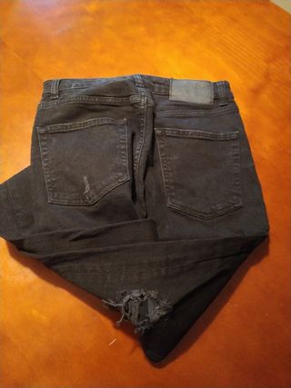 PANTALÓN